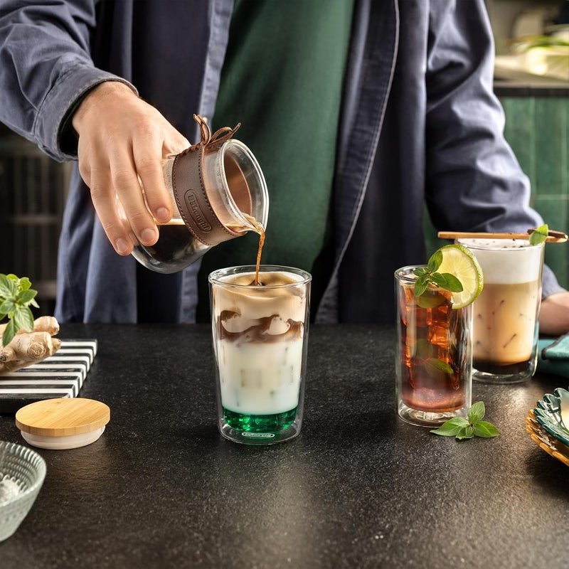 De'Longhi 400ml Double Wall Glass Carafe - Borosilicate Hand-Blown Glass, Keeps Drinks Hot, Bamboo Lid & Silicone Gasket, Comfortable Grip, Dedicated Spout, Microwave Safe, 1-Year Warranty DLSC077 - Image 4